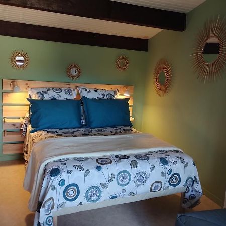 Bed and Breakfast Chez Nathalie Et Raphael Grane Екстер'єр фото